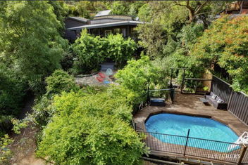 Resort-style 5 Bdrm Home W Pool, Spa & Billiards! with VIC Tourism