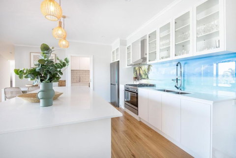 Resort Style Luxury In Sorrento - VIC Tourism 3