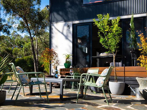 Retreat 34A - VIC Tourism 1