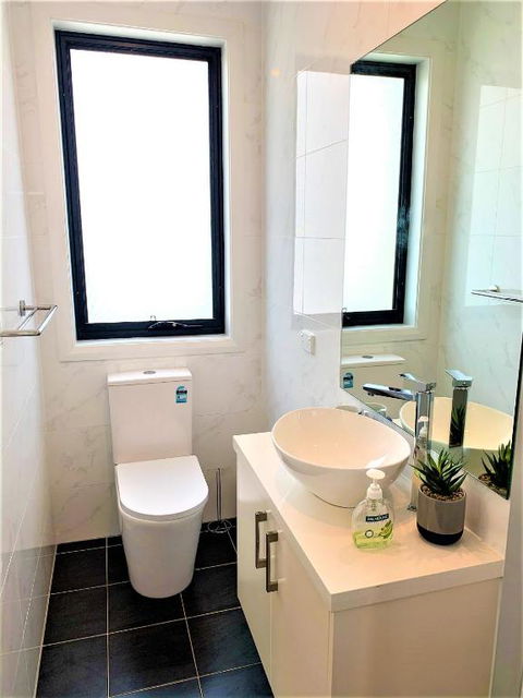 Revesby New Self Contained Granny Flat - VIC Tourism 3