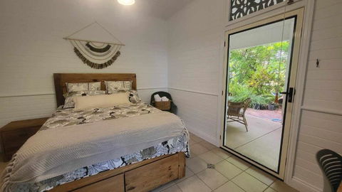 Ribbonwood Bed & Breakfast, Emu Park Qld - VIC Tourism 2