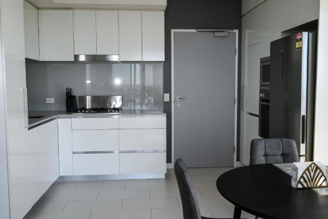 River View Apartment In Brisbane With Parking - VIC Tourism 3