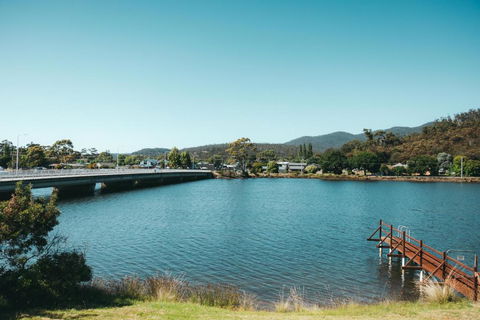 Rivers Edge Retreat - VIC Tourism 0