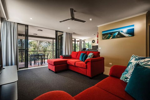 Riverside Holiday Resort Urunga - VIC Tourism 1