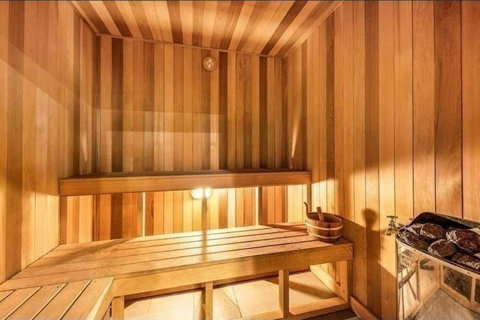 Ruby - Self Contained, Privately Managed Apartments - VIC Tourism 2