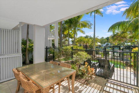 Salt&Pepper Sanctuary - Plunge Pool Resort Apartment By UHoliday - 2BR, 1BR And Studio Hotel Room Configurations Available - VIC Tourism 3