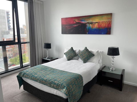 RNR On Franklin - VIC Tourism 3