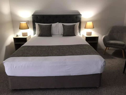 Rocky Gardens Motor Inn Rockhampton - VIC Tourism 3