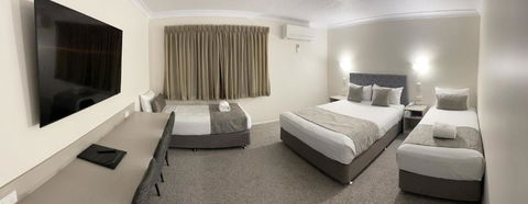 Rocky Gardens Motor Inn Rockhampton - VIC Tourism 1