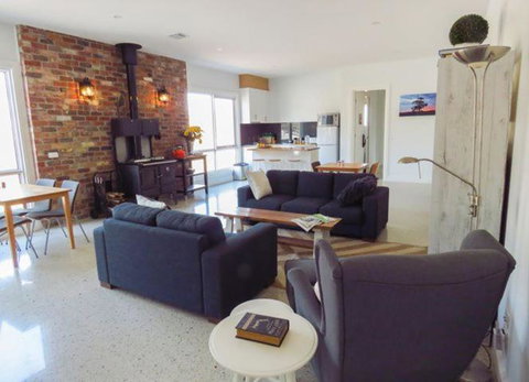 Rooks Edge - VIC Tourism 3