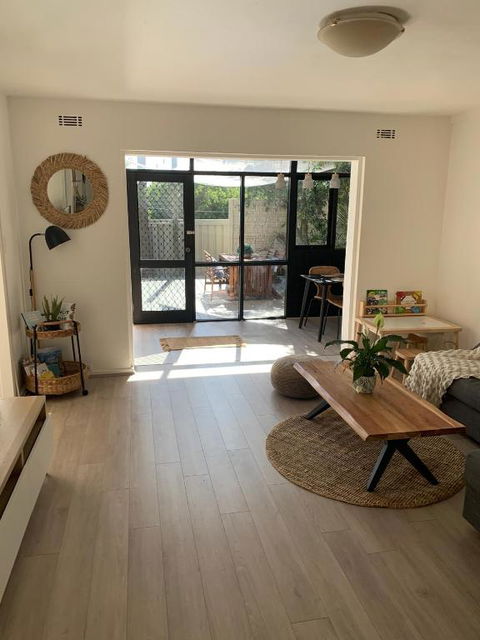 Room For Rent - VIC Tourism 2