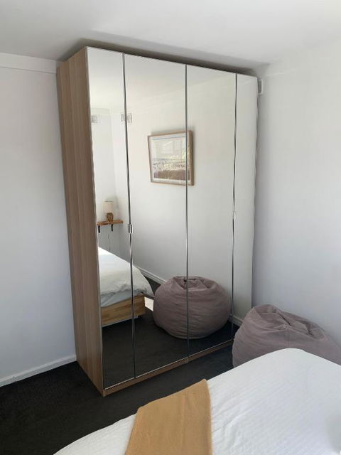 Room For Rent - VIC Tourism 1