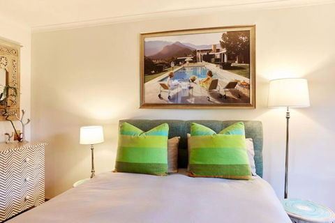 Rose Cottage - Right In Town - VIC Tourism 0