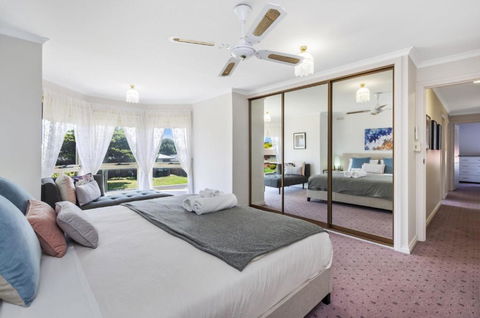 Rose Retreat - VIC Tourism 2