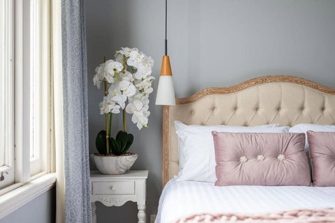 Rose Villa Heritage Home With Parking & WiFi - VIC Tourism 1