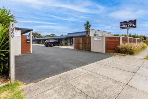 Rosebud Motel - VIC Tourism 3