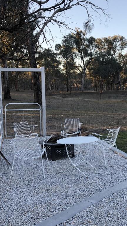 Rosewood Cottage - VIC Tourism 1
