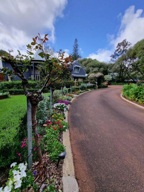 Rosewood Guesthouse - VIC Tourism 1