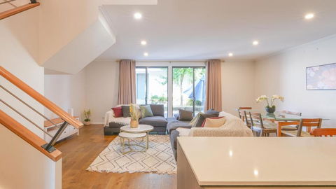 Rousehill 4Br House Close To Train&Shopping&Parks - VIC Tourism 1