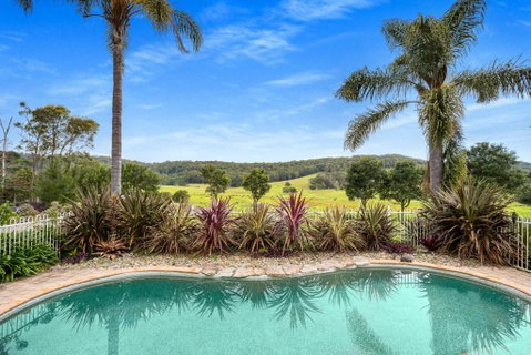 Roxy - A Secluded Luxury Estate Near Berry, Where Serenity Meets Family Comfort - VIC Tourism 0