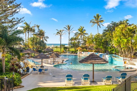 Royal Palm 19 - VIC Tourism 0