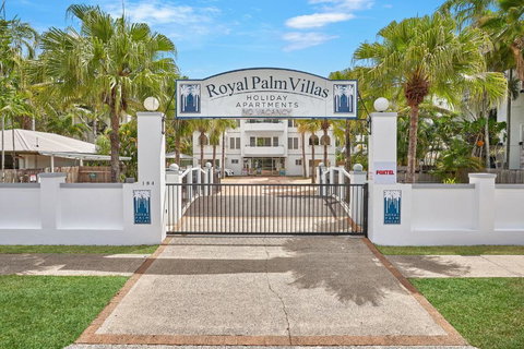 Royal Palm Villas - VIC Tourism 2