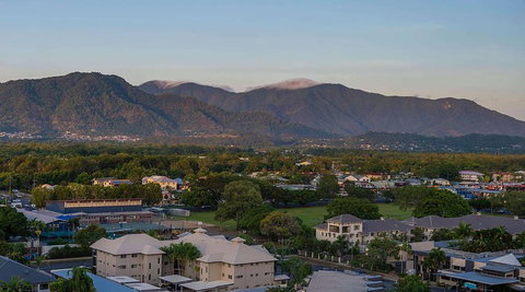 Rydges Esplanade Resort Cairns - VIC Tourism 1