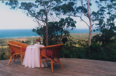 Sacred Mountain Retreat - VIC Tourism 0