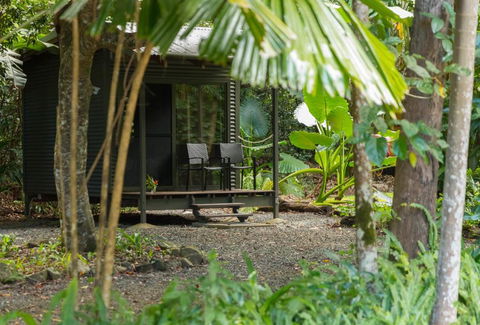Safari Lodge - VIC Tourism 2