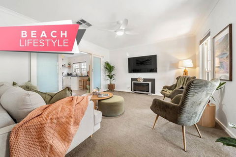 Sage By The Sea - WiFi, BBQ, Beach, Art - VIC Tourism 0