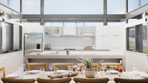 Sails On The Beachfront - Exclusive Seaside Home - VIC Tourism 3