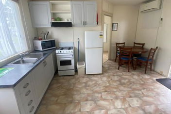 Sale Caravan Park with VIC Tourism