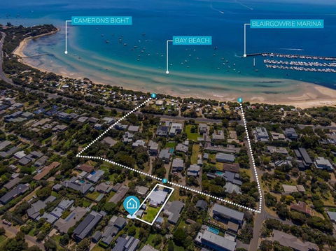 Salt Air Beach Retreat - 280m Walk To Foreshore, Check Out 5pm Sunday! - VIC Tourism 1