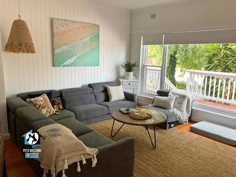 Saltwater Sunsets Seaside Haven With Ocean Views - VIC Tourism 1