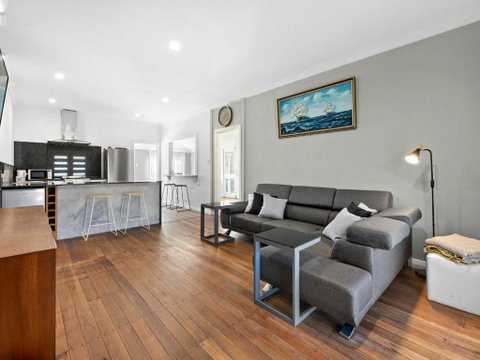 Salty Sea Cottage - VIC Tourism 2