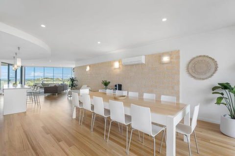 Samphire Middleton-Beach - BYO Linen - Wi-Fi-Luxury-Family - VIC Tourism 1