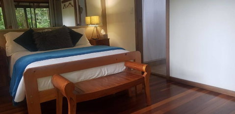 Samurai Beach Bungalows - Port Stephens YHA - VIC Tourism 1