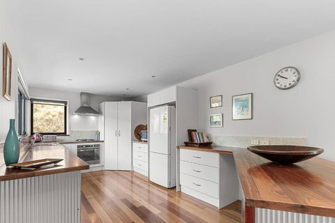 Sanctuary House - VIC Tourism 2