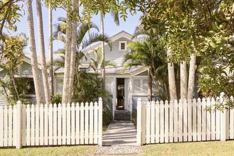 Sanctuary Spaces - Kia Ora Byron - VIC Tourism 1