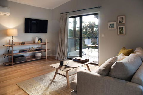 Sanctum - VIC Tourism 1
