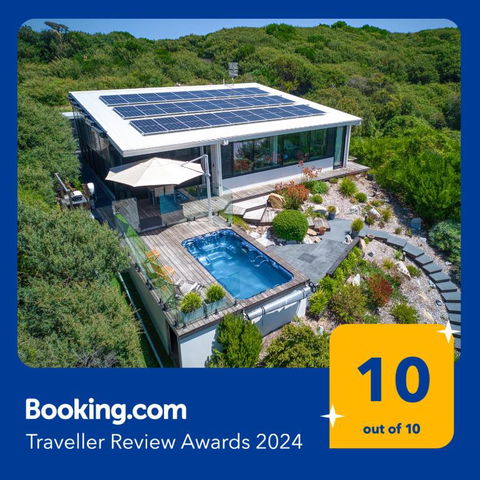 SALT Luxury Couples Villa - VIC Tourism 1