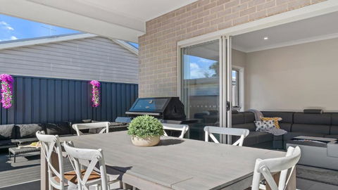 Seachange Umina- Modern, Close To Shops, Beach - VIC Tourism 1