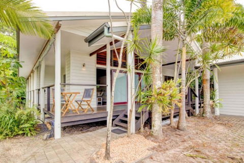 Sandalwood - VIC Tourism 3