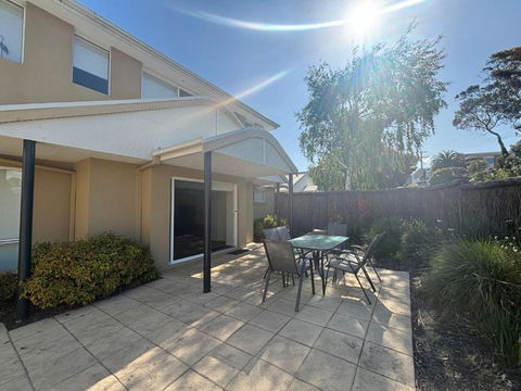 Sandpiper 10 - Close To Town And Beach - VIC Tourism 1