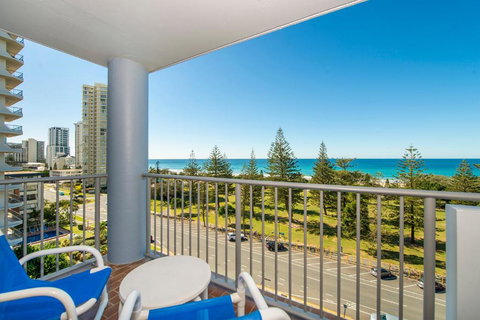 Sandpiper Broadbeach - VIC Tourism 3