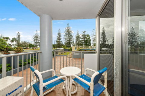 Sandpiper Broadbeach - VIC Tourism 2