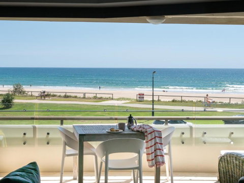 Sandrift Beachfront Apartments - VIC Tourism 2