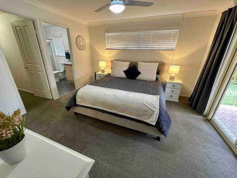 Sandstone Point And Bribie Beaches - VIC Tourism 0