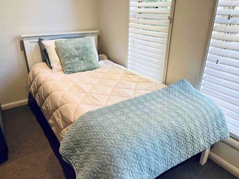 Sandstone Point And Bribie Beaches - VIC Tourism 3