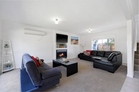 Sandy Beach House Cowes - VIC Tourism 2